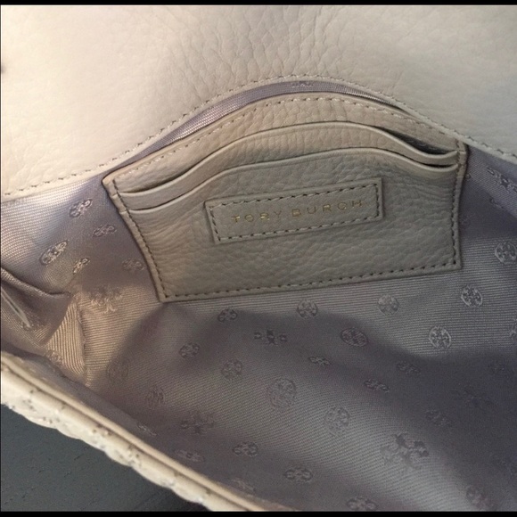 Tory Burch Bryant Quilted Leather Crossbody Purse - Picture 3 of 7